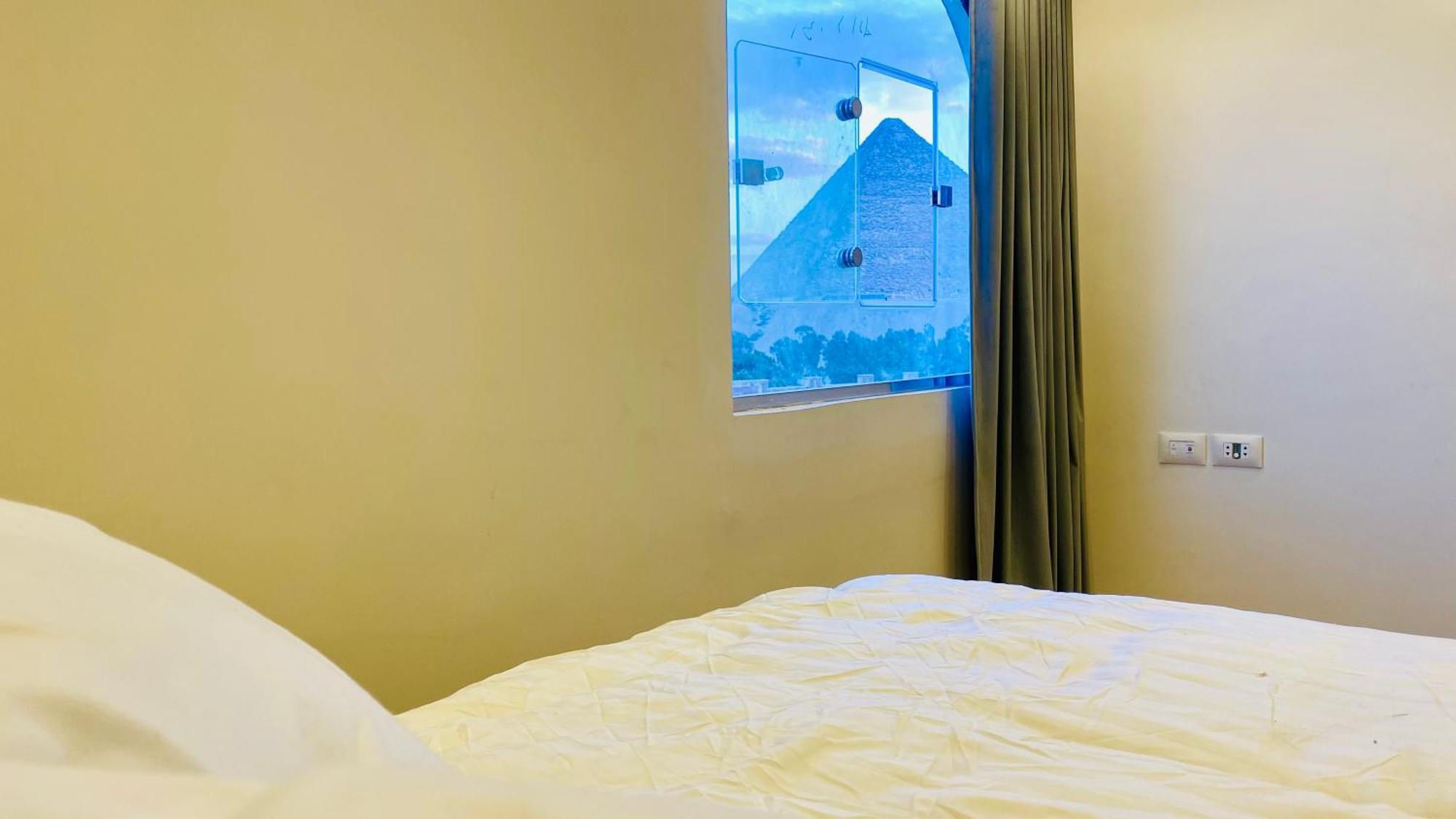 Oh Pyramids View Hotel Kafret el-Gabal Eksteriør billede